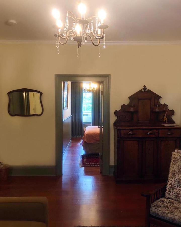 Chrysler House Bed & Breakfast Gananoque Exterior photo